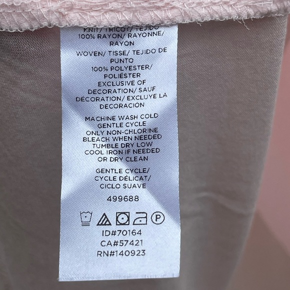 Loft - pink sleeveless blouse. NWT - Picture 5 of 5